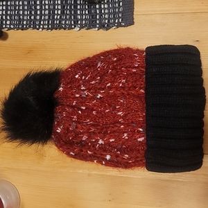 2/$25  NWOT Women's Red with Multicolor Speckled Beanie